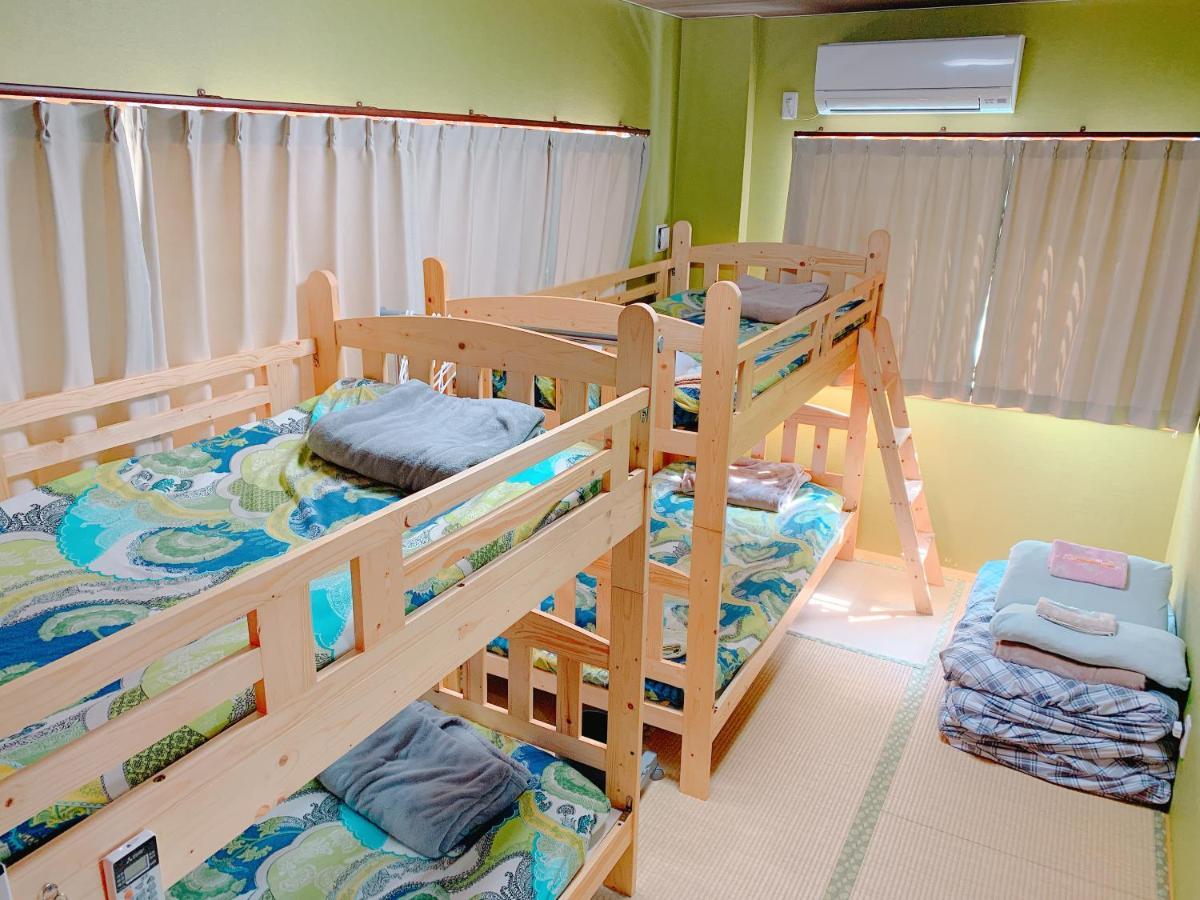 Guest House Kokokara Наха Екстер'єр фото