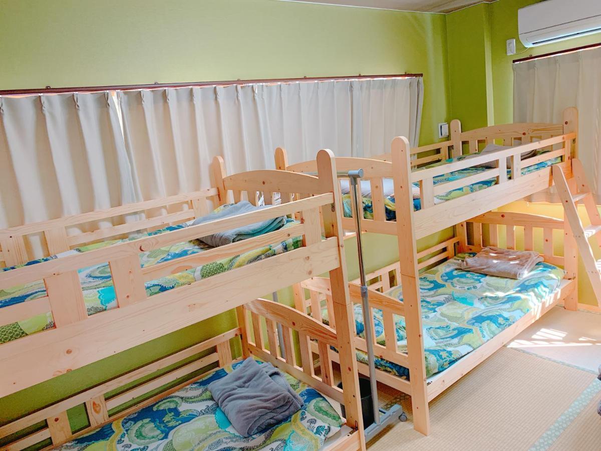 Guest House Kokokara Наха Екстер'єр фото