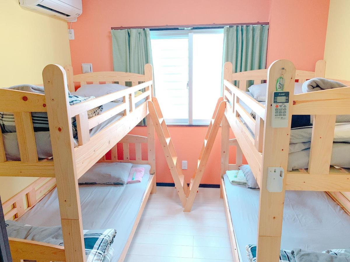 Guest House Kokokara Наха Екстер'єр фото