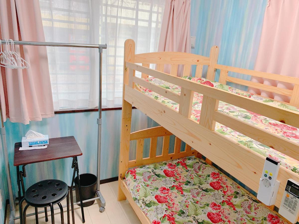 Guest House Kokokara Наха Екстер'єр фото